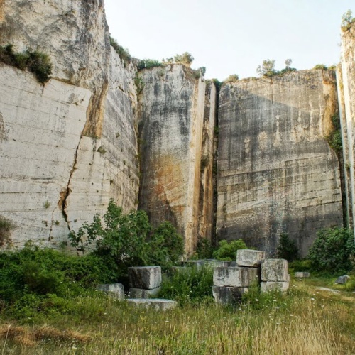 Cave Romane